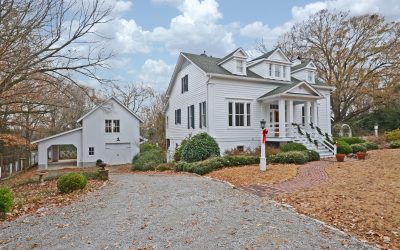 Farmhouse & Carriage House